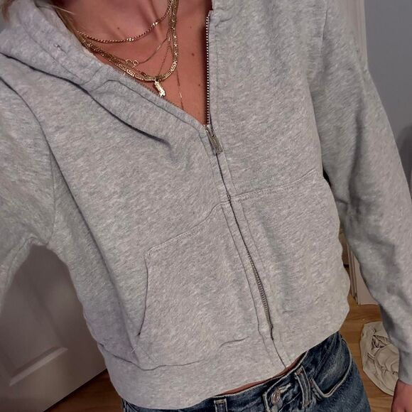 Brandy-melville Women's Grey Hoodie - Picture 7 of 8